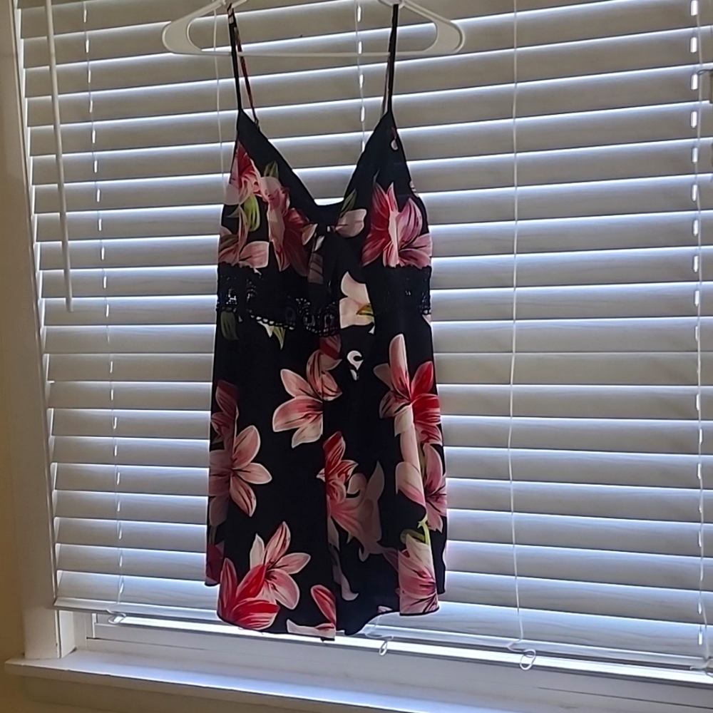 Romper - Picture 1 of 1